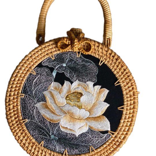 Rattan handbag embroidered 